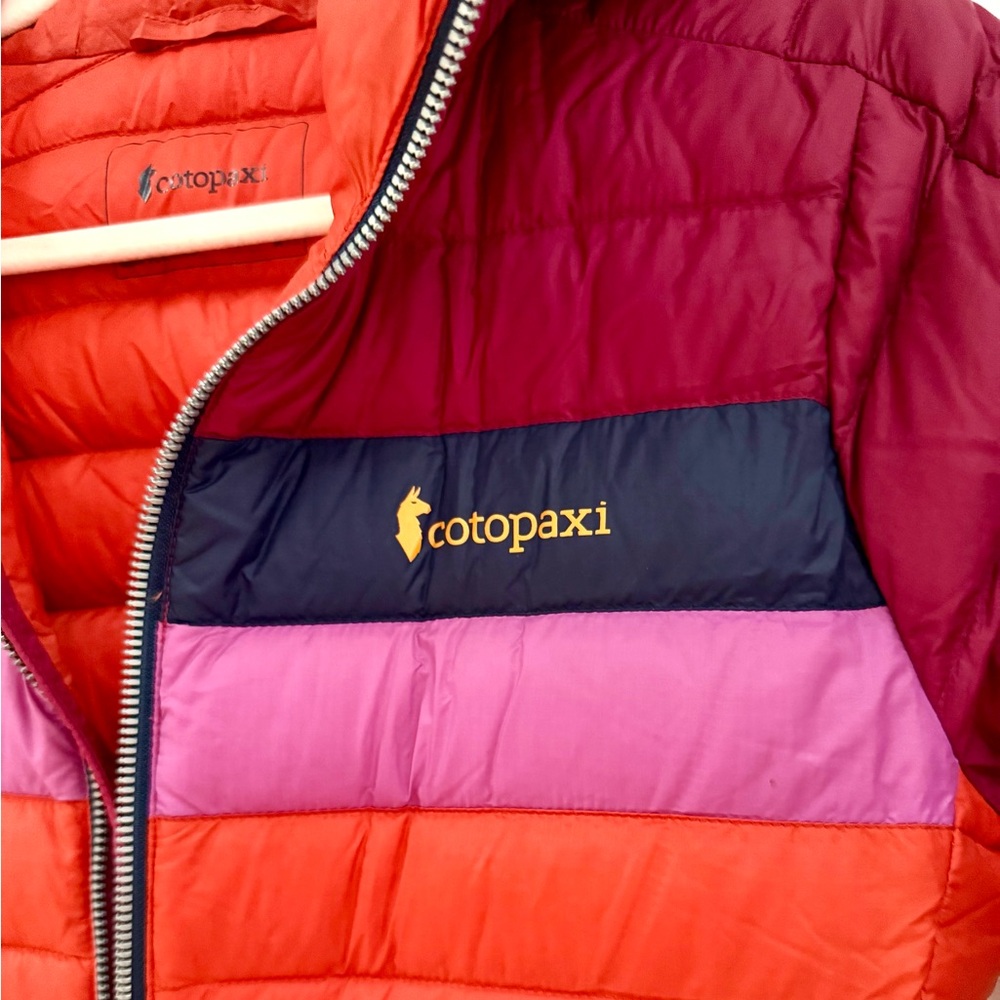 Cotopaxi Fuego Down Jacket XS Colorblock Hooded Lightweight Puffer - Picture 2 of 4